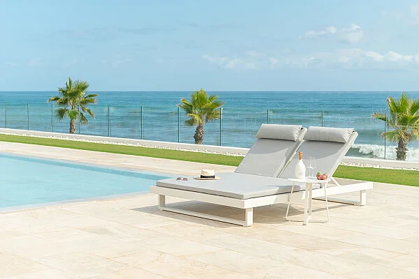 bain soleil fano jati kebon cannes