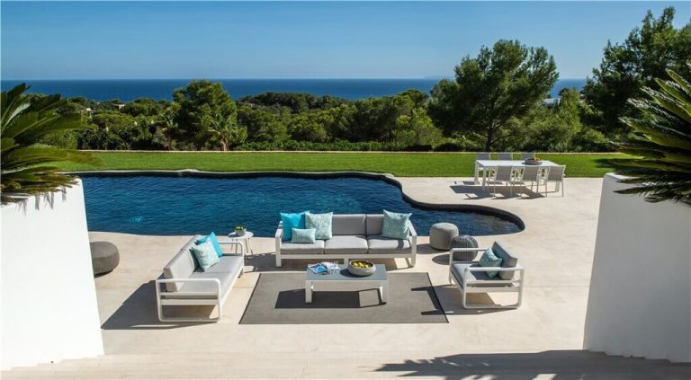 canape_exterieur_reno_jati_kebon