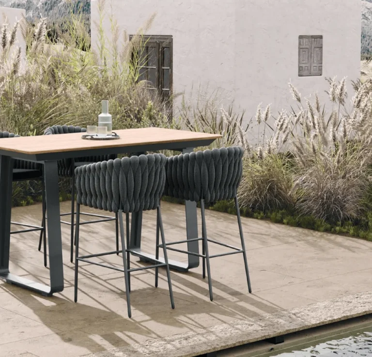 chaise bar originale fortuna socks jati kebon