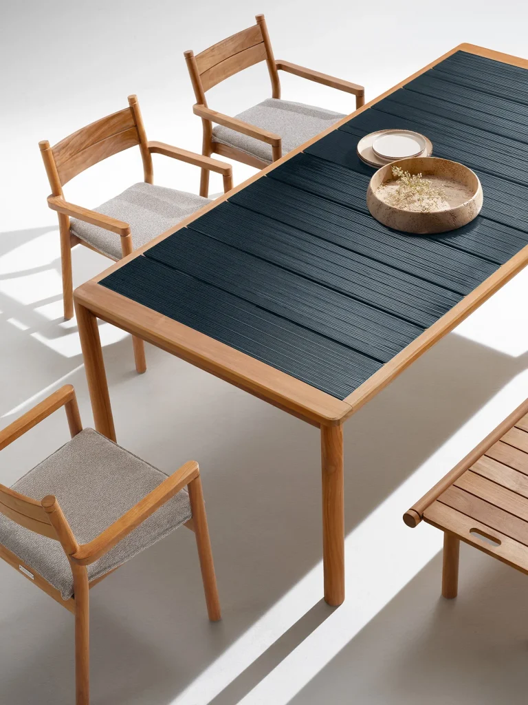 table_repas_jardin_bois_apache_atmosphera_cannes